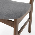 Table et chaises de salle à manger modernes du milieu du siècle