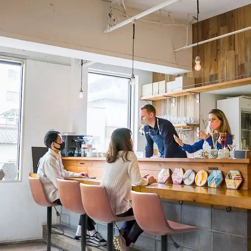 Tabouret de bar à hauteur de comptoir pivotant, réglable en hauteur, avec dossier