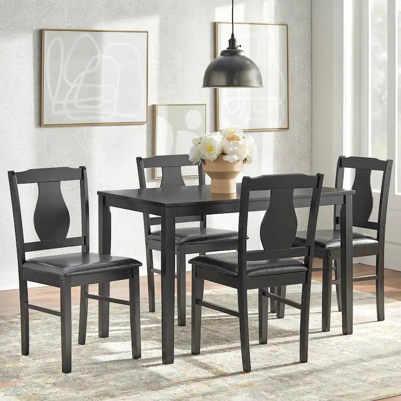 Table et chaises de salle à manger