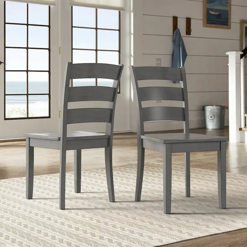 Chaises de salle à manger en bois