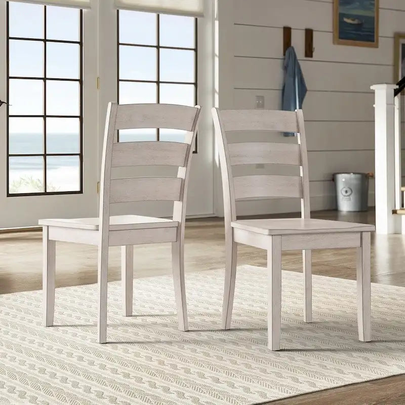 Chaises de salle à manger en bois