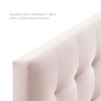 Tête de lit capitonnée en velours Carson Carrington Labbgard Grand lit (Queen-size) couleur biscuit