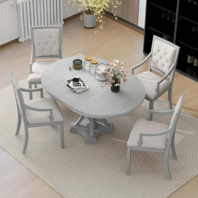 Table à manger ronde extensible et chaises rétro